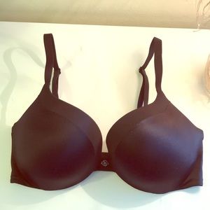 Victoria Secret 32D Push-Up Bra